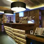 De Rougemont & Hotel Gstaad