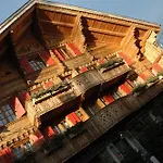 De Rougemont & Gstaad