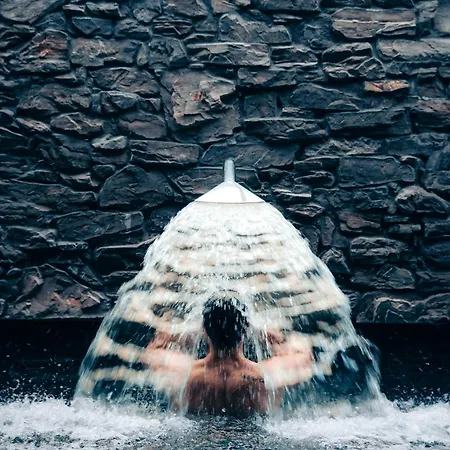 De Rougemont & 4* グスタード