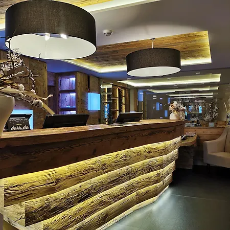 Hotel De Rougemont &