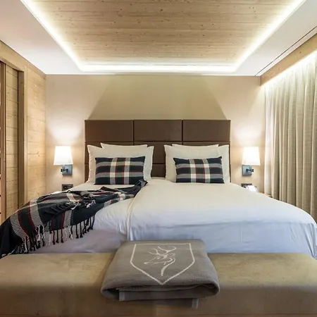 De Rougemont & Hotel 4*