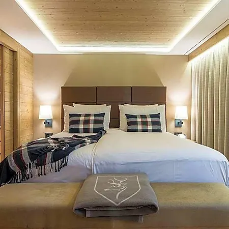 De Rougemont & Hotel