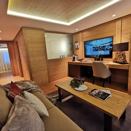 De Rougemont & Hotel Gstaad