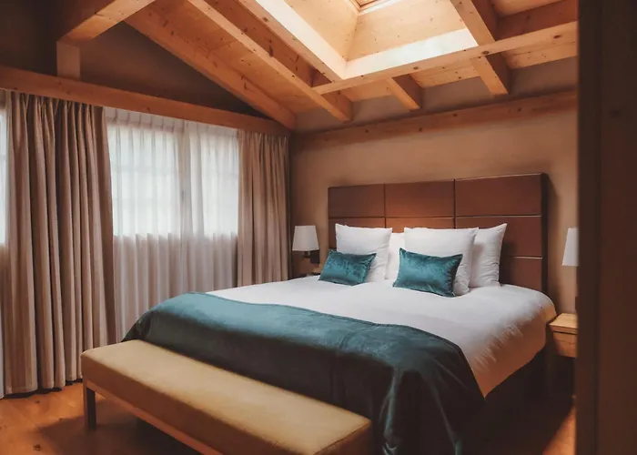 Hotel De Rougemont & 4*