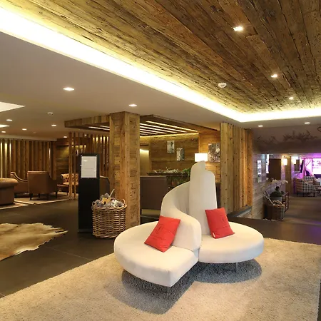 De Rougemont & Hotell