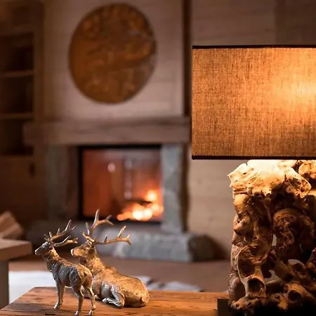 De Rougemont & Hotell