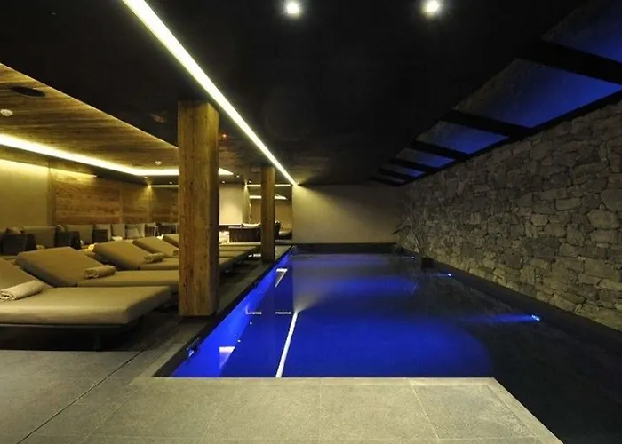 Hotel De Rougemont & 4*